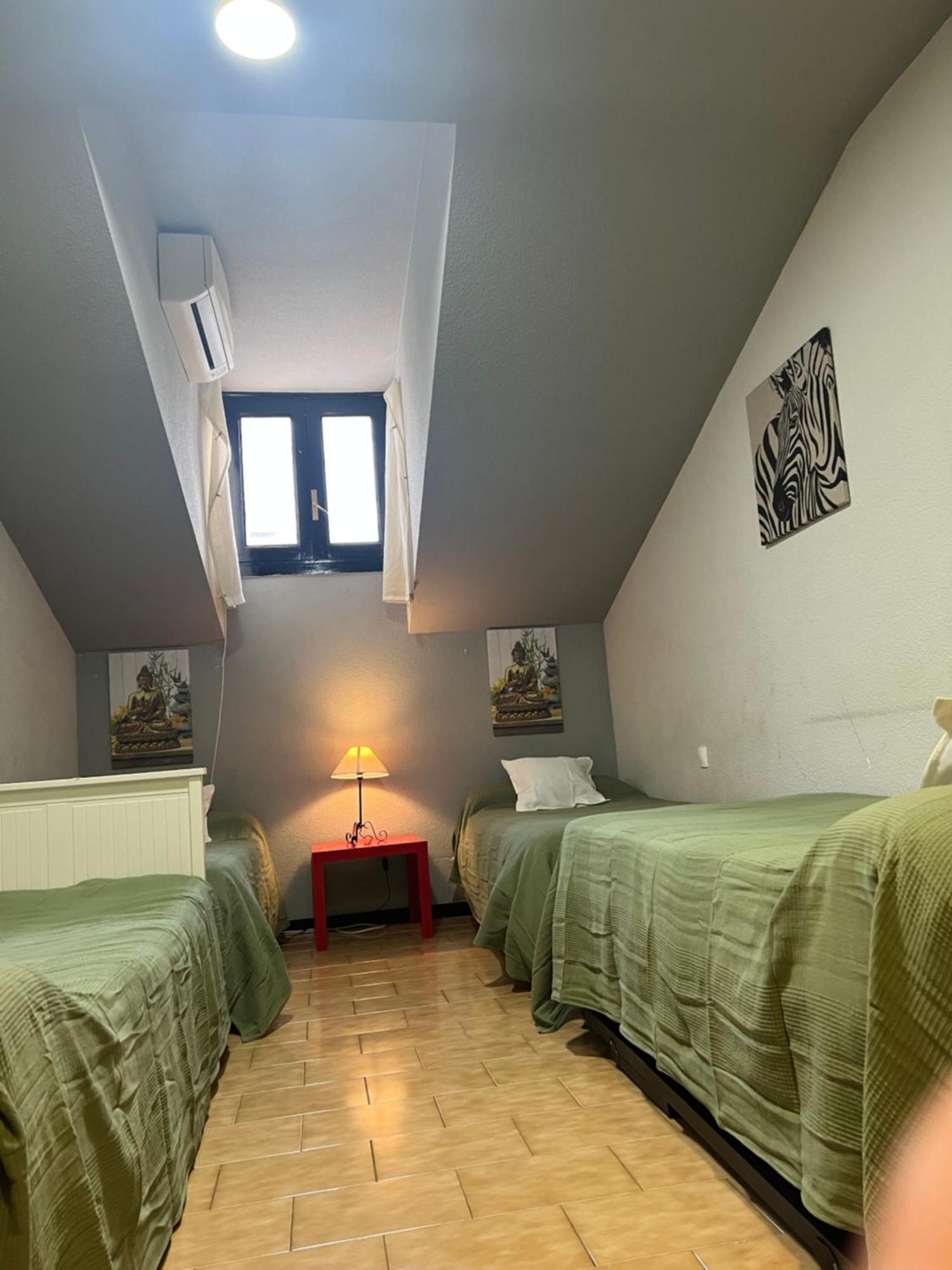 Aparment Puerta De Sol Lägenhet Madrid Exteriör bild